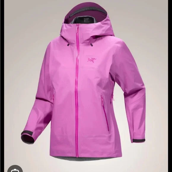 Arc'teryx Women's Beta jacket - Picture 1 of 6